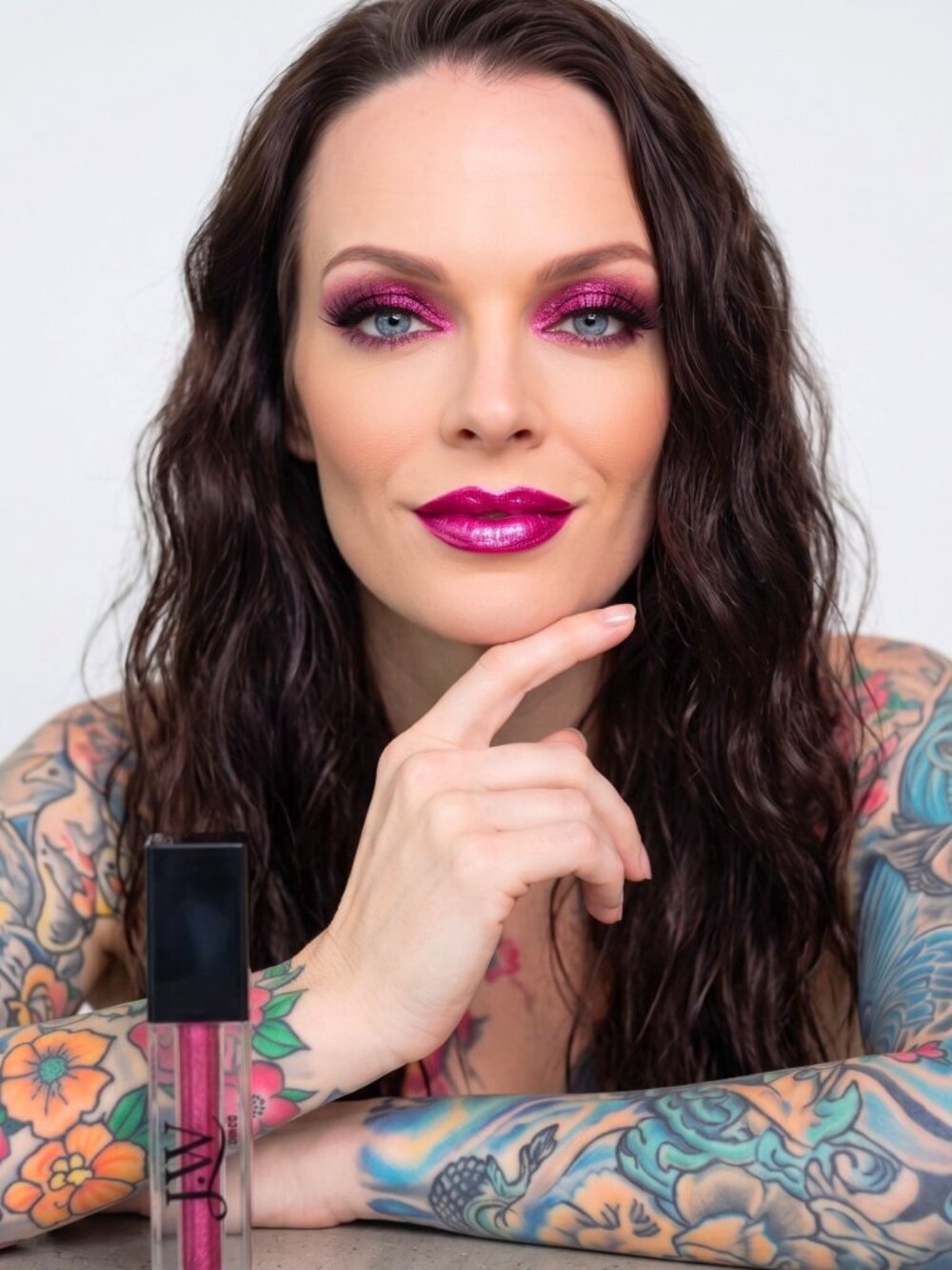 Sue More ✦ Lip Gloss & Eye Shadow ✦ Hot Pink Shimmer Dual‑Use Long‑Wear Formula